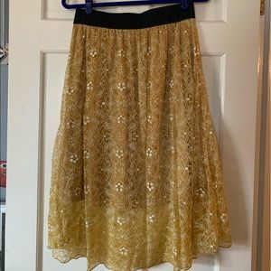Floral lace skirt
